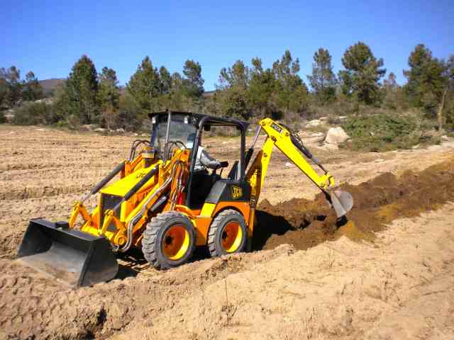 JCB1CX-valas1